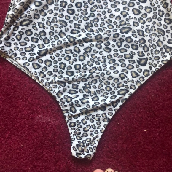 Leopard bodysuit - Picture 4 of 5